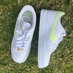 Womens 6.5 Nike Air Force 1